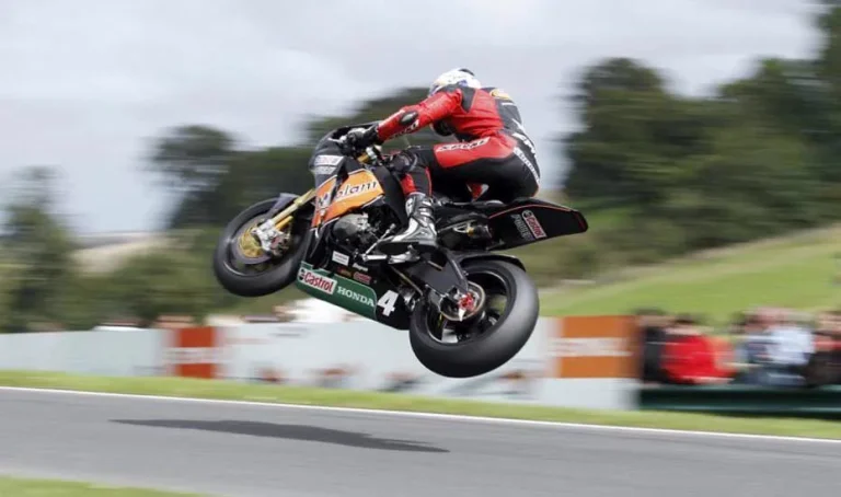 Circuito Corrida Incrivel The Mountain Cadwell Park