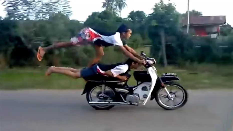 Manobras Radicais Moto