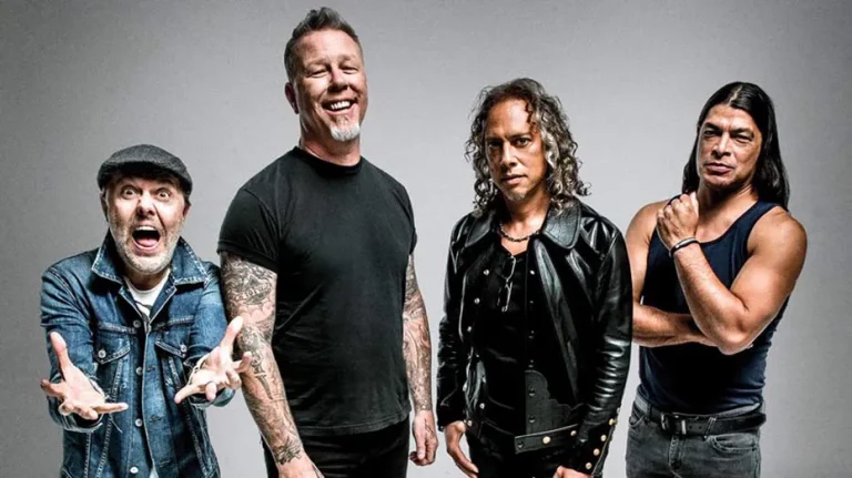 Tudo Sobre Banda Metallica Regis Tadeu 1
